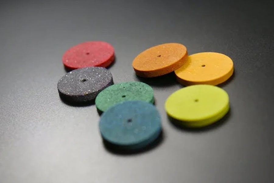 DiaShine DiaFlex sintered diamond rubber wheels in assorted grits for dental restoration shaping, smoothing and high‑shine polishing